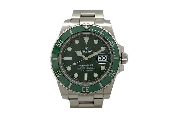 Ref.116610LV｜全面グリーンで希少性抜群