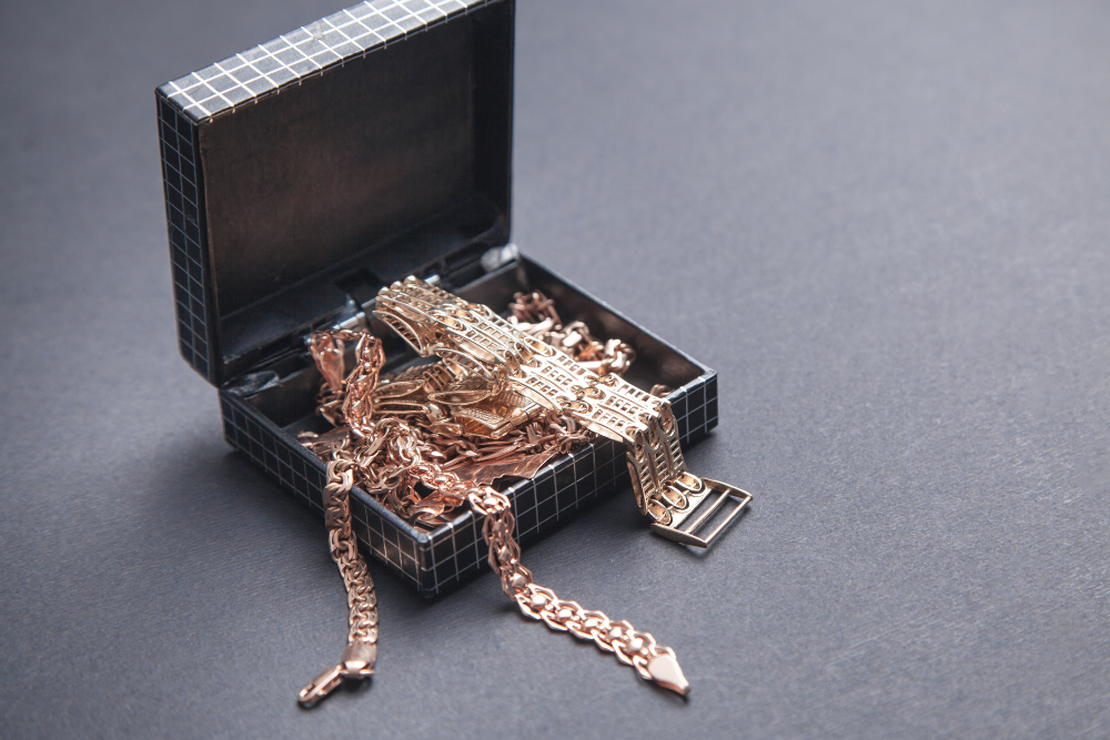 磁石にくっつく金製品は売却できる？