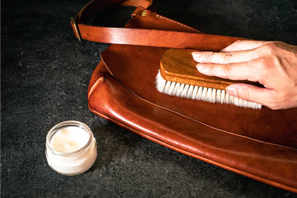 ロンシャンを高く売るためのメンテナンス方法