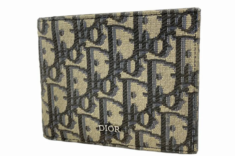 Diorの人気柄「オブリーク」の財布の真贋ポイントは？