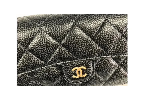 シャネル マトラッセ 財布 キャビアスキン 
