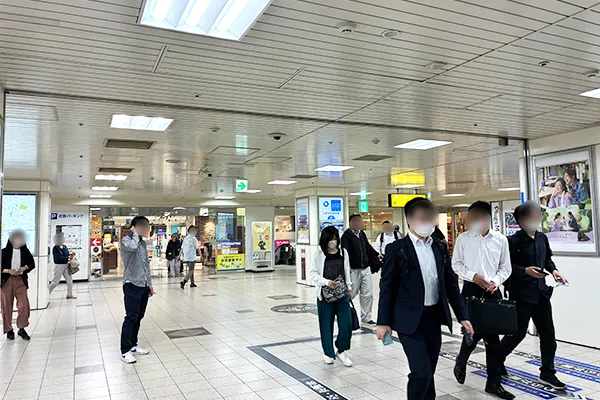 近鉄四日市駅北口改札を出ます。