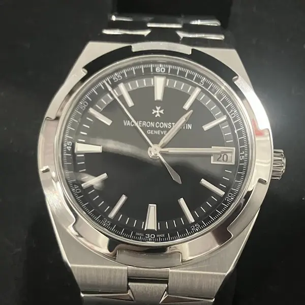 ヴァシュロン・コンスタンタン　オーヴァーシーズ　4500V110A-B483