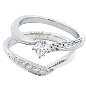 4℃　結婚指輪