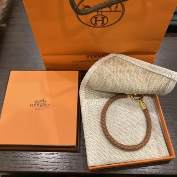 エルメス　グレナンン　レザーブレスレット