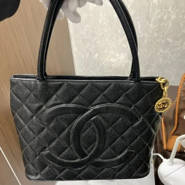 シャネル　キャビアスキン　復刻トート