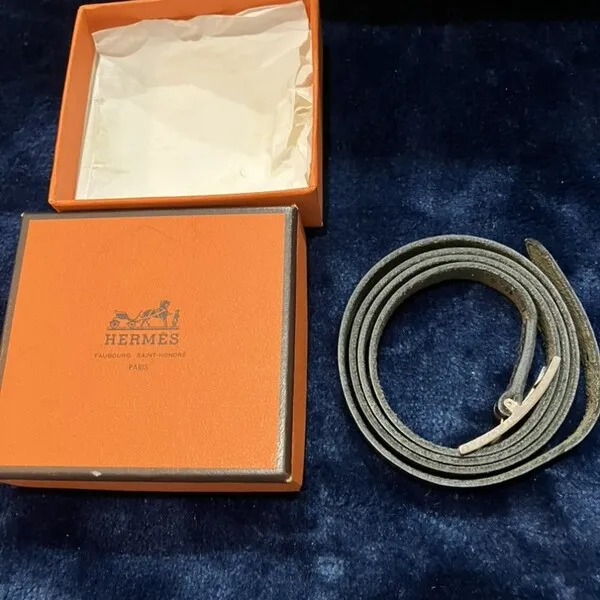 エルメス　ビーアピ　レザーブレスレット