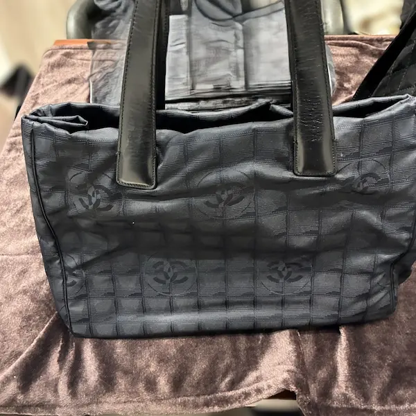 シャネル　ニュートラベルライン　トートバッグ