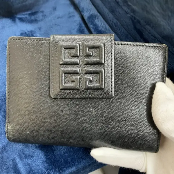 ジバンシィ　4Gロゴ　がま口　二つ折り財布