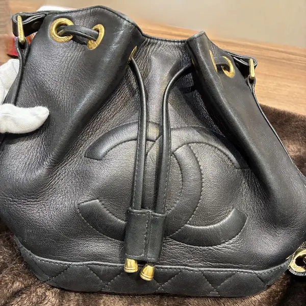 シャネル　デカココ　巾着型　チェーンショルダーバッグ