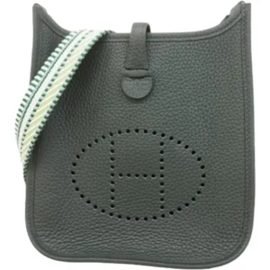 エルメス エヴリンTPM ショルダーバッグ レザー K刻印 シルバー金具