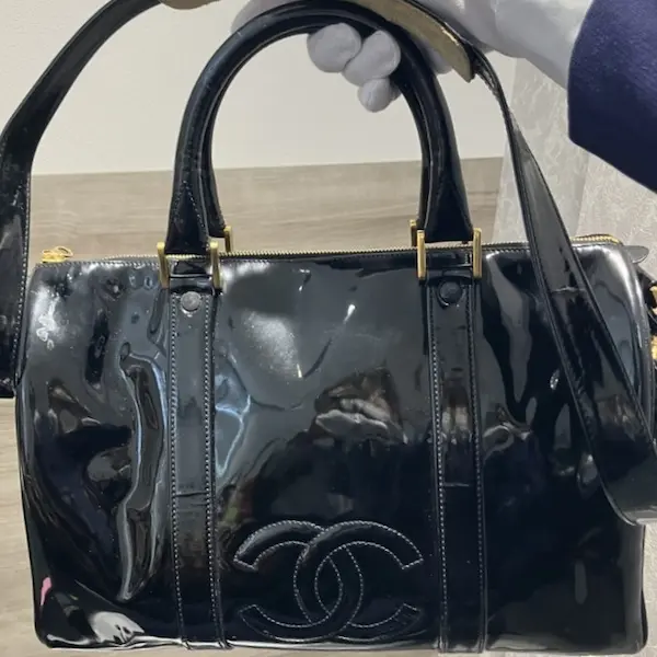 シャネル　ココマーク　パテントレザー　ボストンバッグ