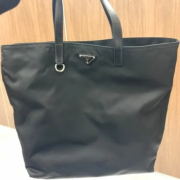 プラダ　ナイロン　トートバッグ