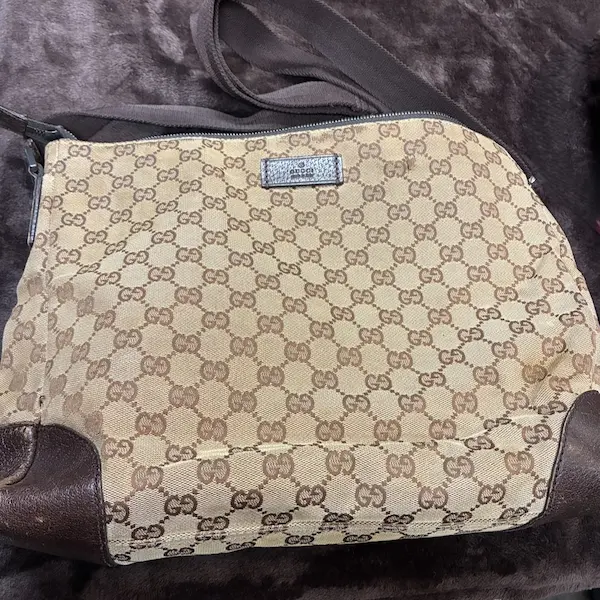 グッチ　GGキャンバス　ショルダーバッグ
