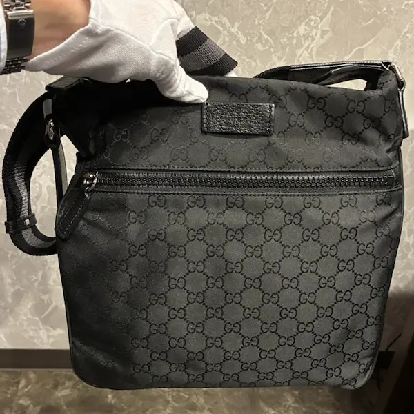 グッチ　GGナイロン　ショルダーバッグ