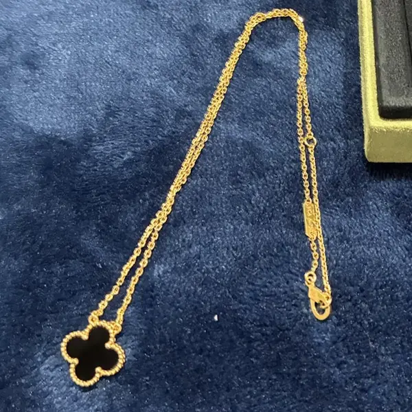 ヴァンクリーフ＆アーペル　ヴィンテージ アルハンブラ　ペンダント