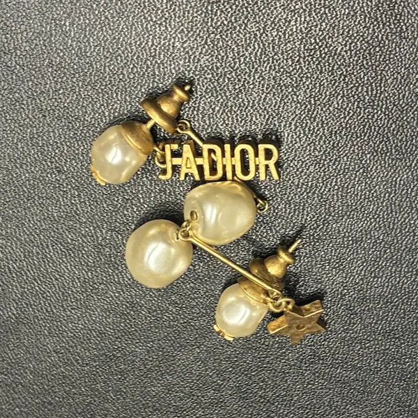 ディオール　ジャディオール　アシンメトリック ピアス