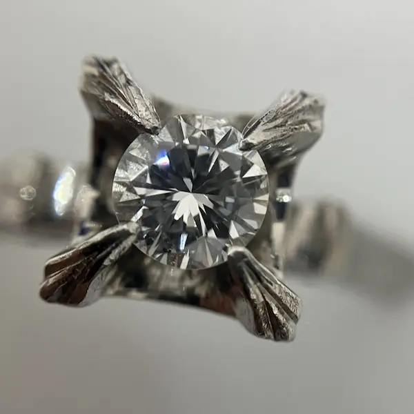 ダイヤ　1.0ct