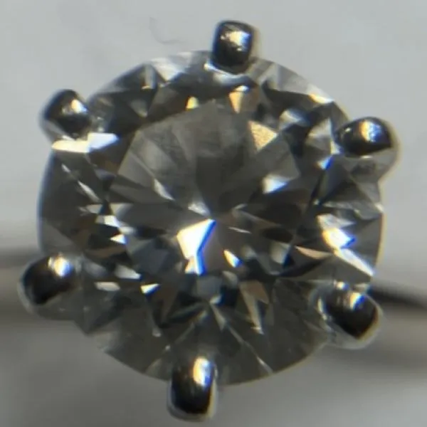 ダイヤ　1.24ct