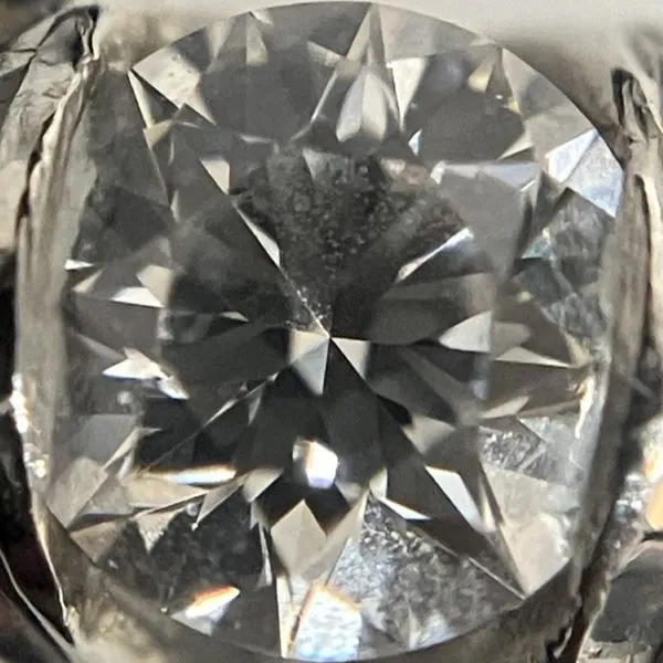ダイヤ　0.213ct