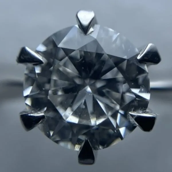 ダイヤ　1.011ct