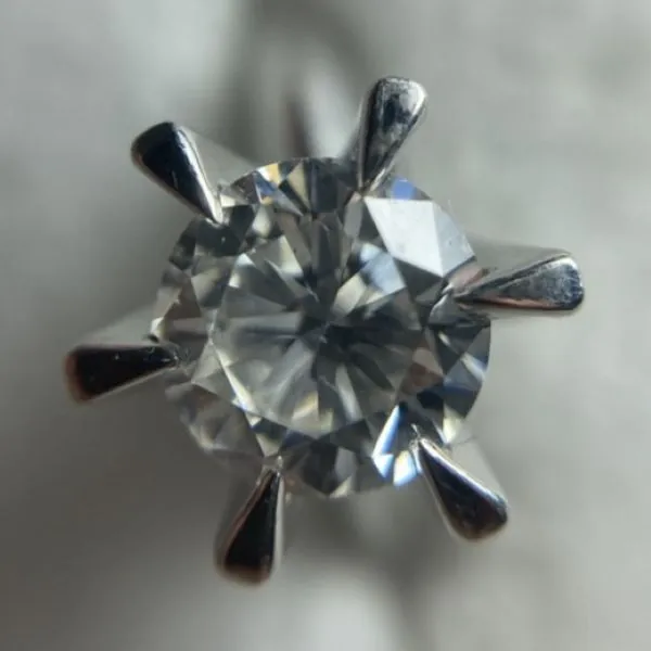 ダイヤ　1.033ct