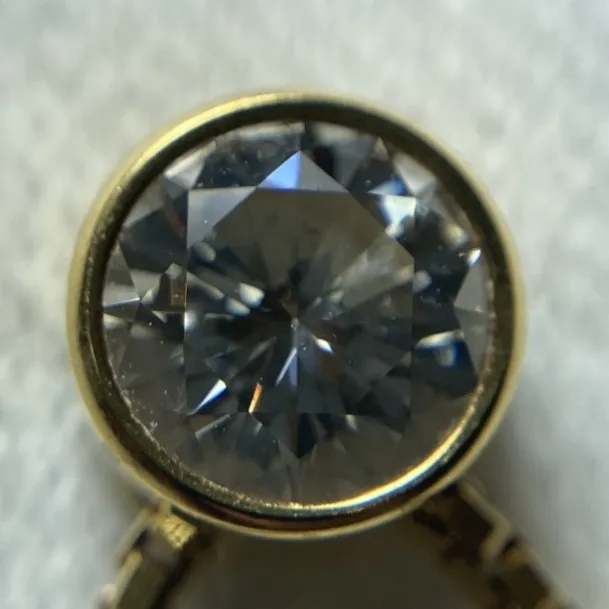 ダイヤ0.6ct