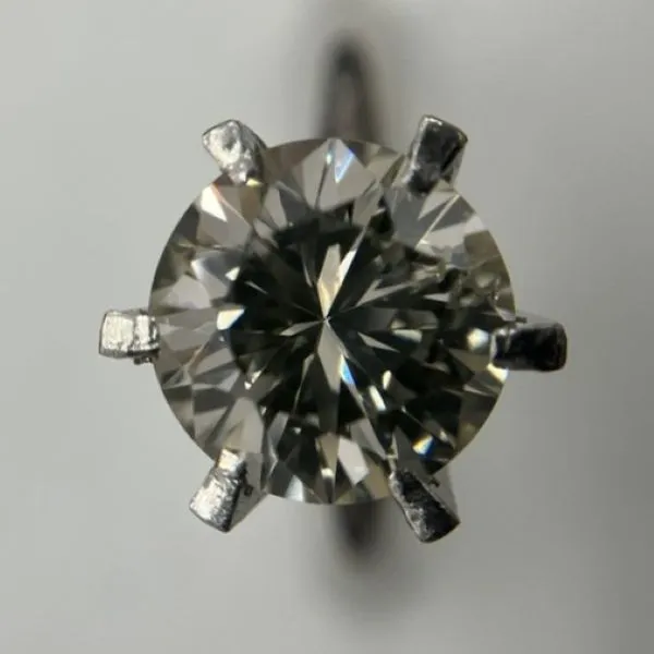 ダイヤ　1.31ct