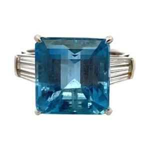 Pt･Pm900 アクアマリン・ダイヤモンド リング A8.24・0.55ct