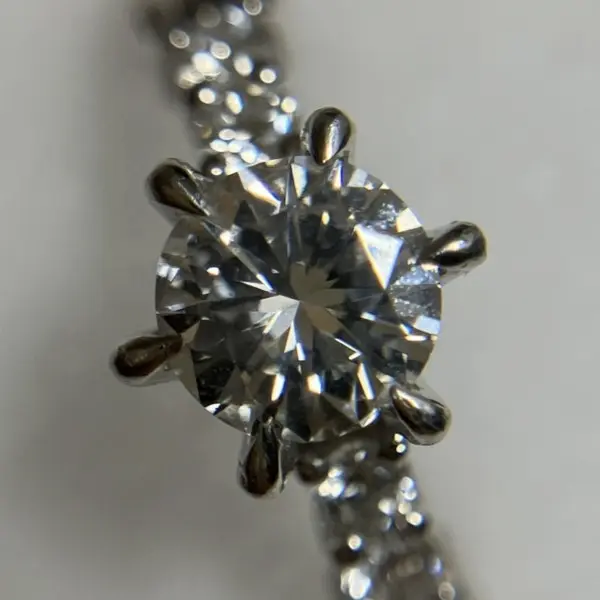 ダイヤ　0.423ct