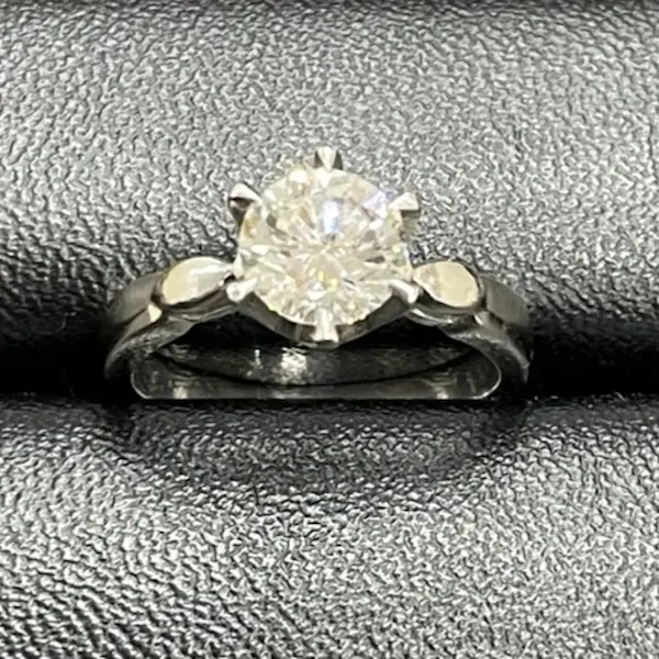 ダイヤモンド　1.14ct
