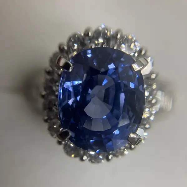 サファイア　5.01ct