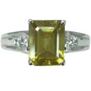 Pt･Pm900 スフェーン リング 3.2 ct D0.11 ct