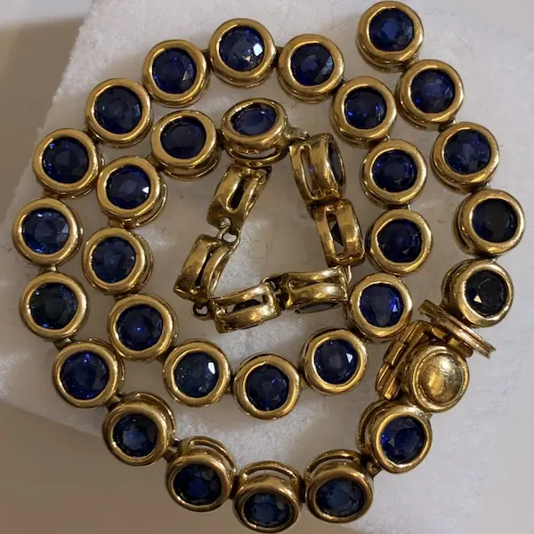サファイア　7.6ct