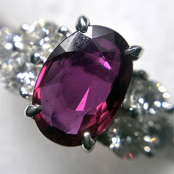 ルビー　1.28ct
