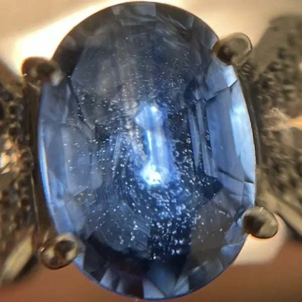 サファイア　1.34ct