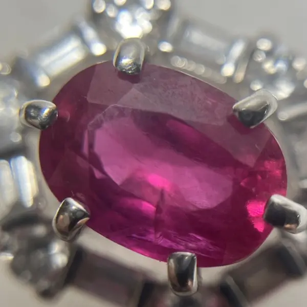 ルビー　1.28ct