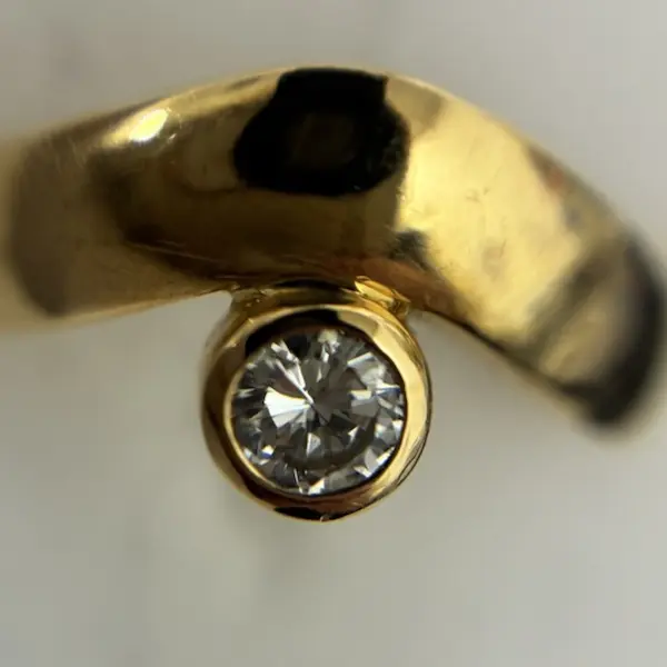 ダイヤ　0.1ct