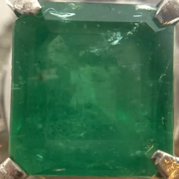 エメラルド　2.57ct