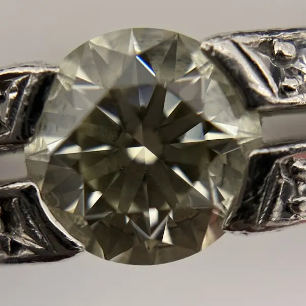 ダイヤ　0.747ct