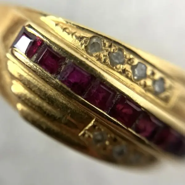 ルビー　0.65ct