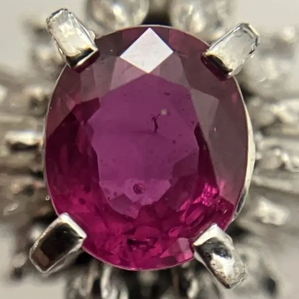 ルビー　0.61ct