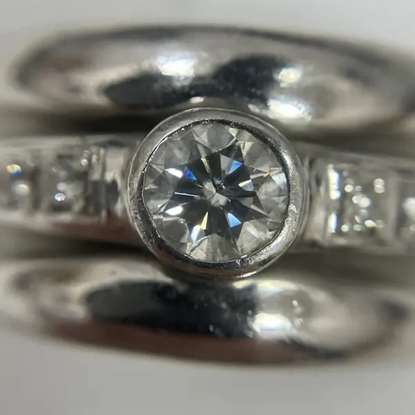 ダイヤ　0.32ct