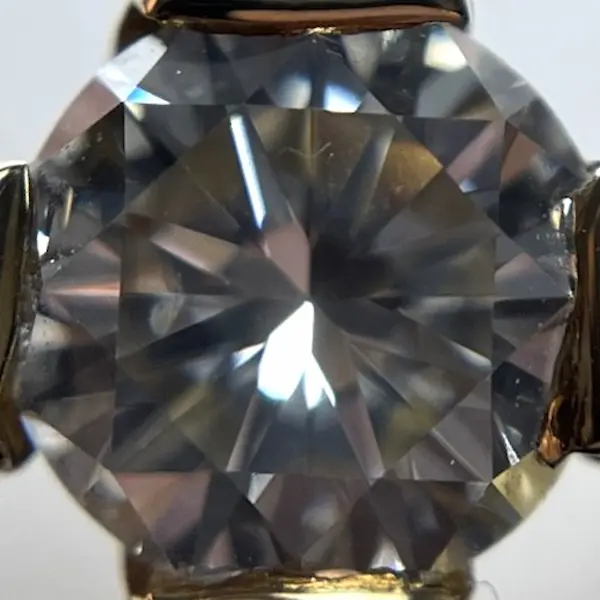 ダイヤ　0.7ct