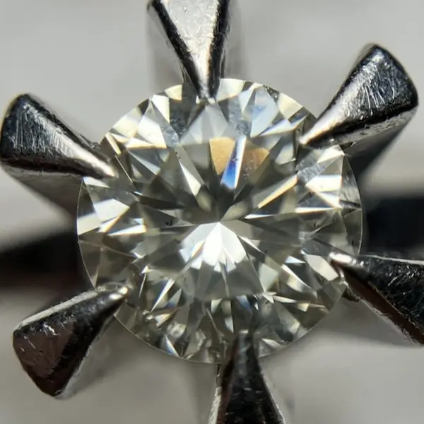 ダイヤ　0.45ct