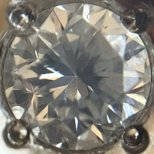 ダイヤ　0.1ct
