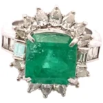Pt･Pm900 エメラルド・ダイヤモンド リング 5.51・D2.38ct