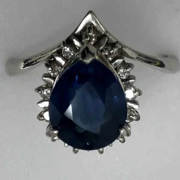 サファイア　2.2ct