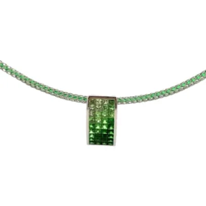 K18K18WG ガーネット・ダイヤモンド ネックレスペンダントトップ G2.50・D0.22ct