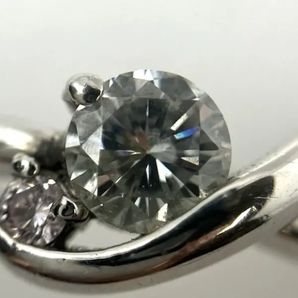 ダイヤ　0.203ct